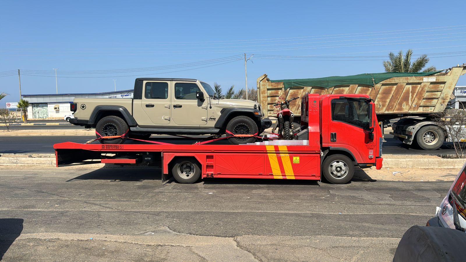 نقل سيارات دفع رباعي